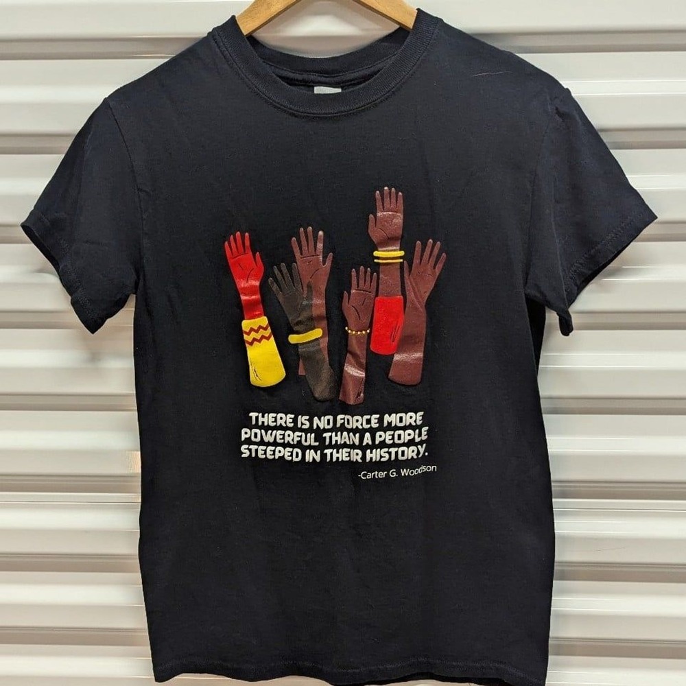Black History Inspiratioal Quote Graphic‎ T-Shirt Gildan Size Small Unisex